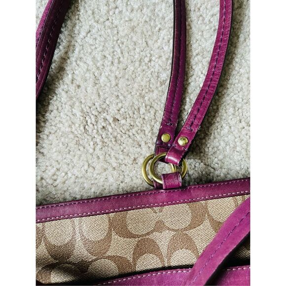 COACH LEATHER CARRYALL IN SIGNATURE CANVAS KHAKI LILAC LEATHER TOTE BAG - Picture 14 of 16